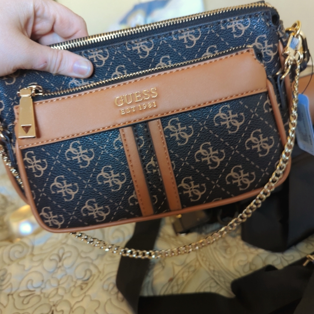 Guess Kasinta Mini Purse